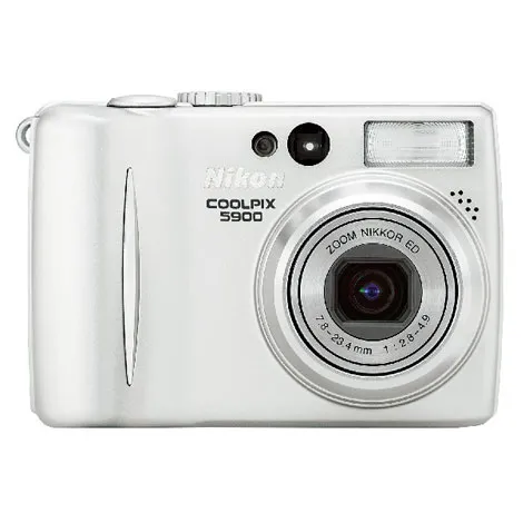 COOLPIX 5900