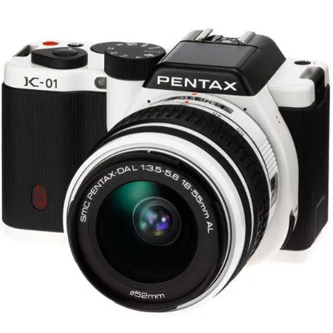 PENTAX K-01 ズームレンズキット ホワイト×ブラック